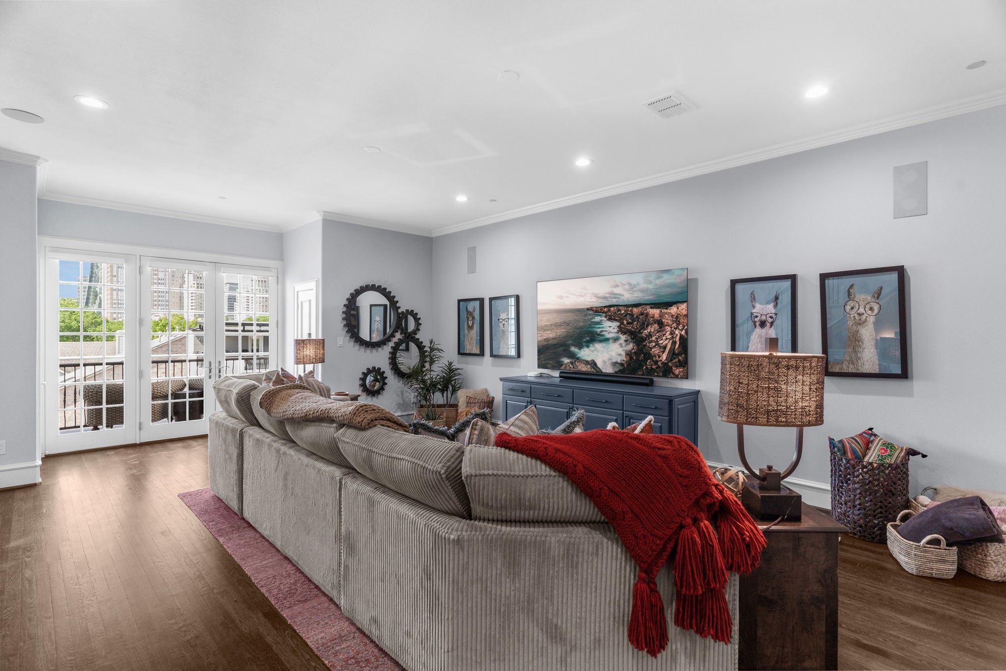 2222 Worthington Street Dallas TX 75204