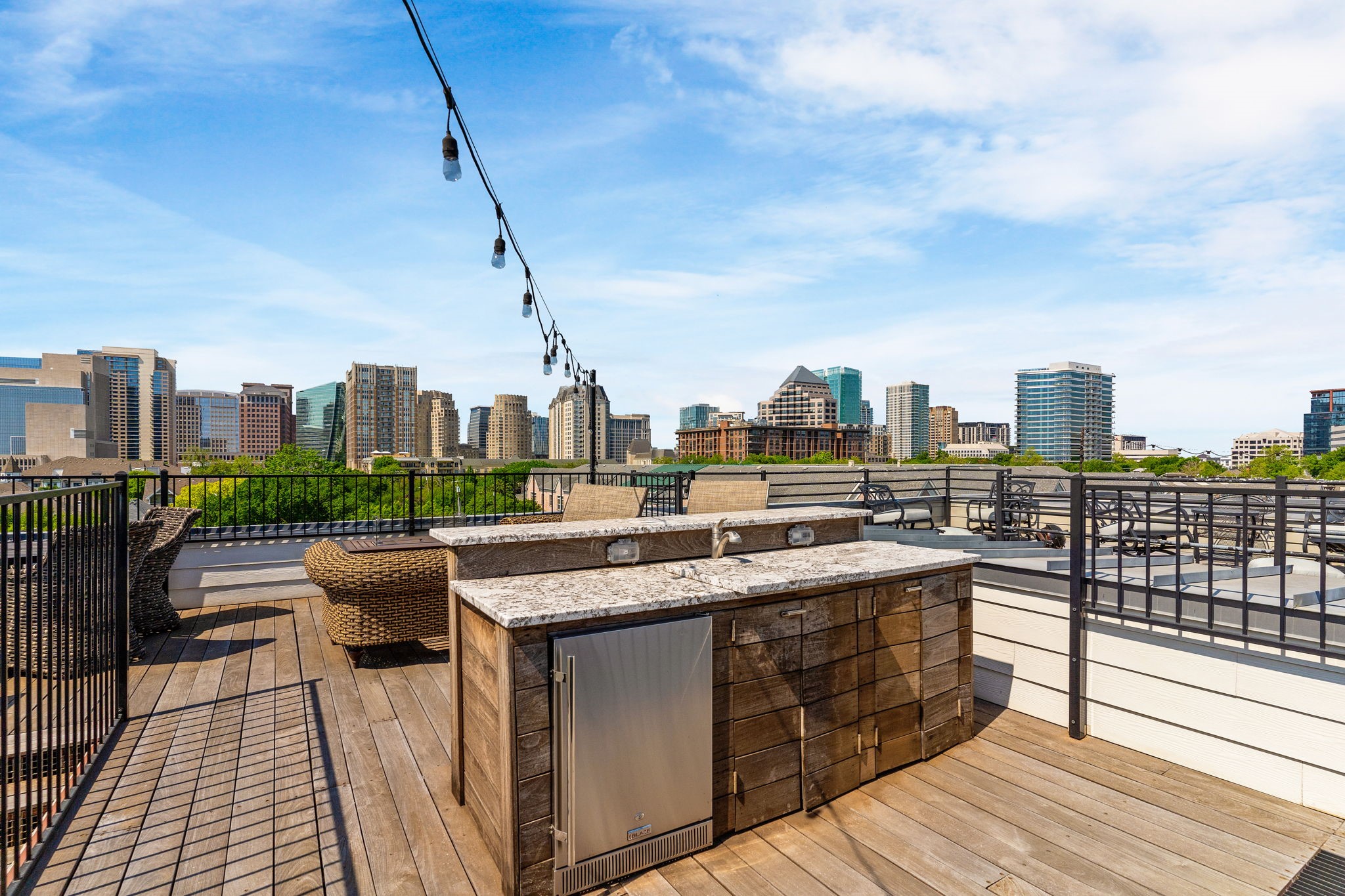 2222 Worthington Street Dallas TX 75204