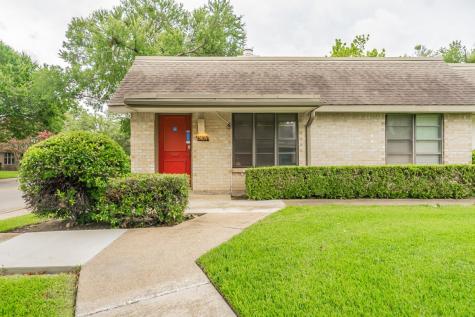 13839 Leinsper Green Street Dallas TX 75240