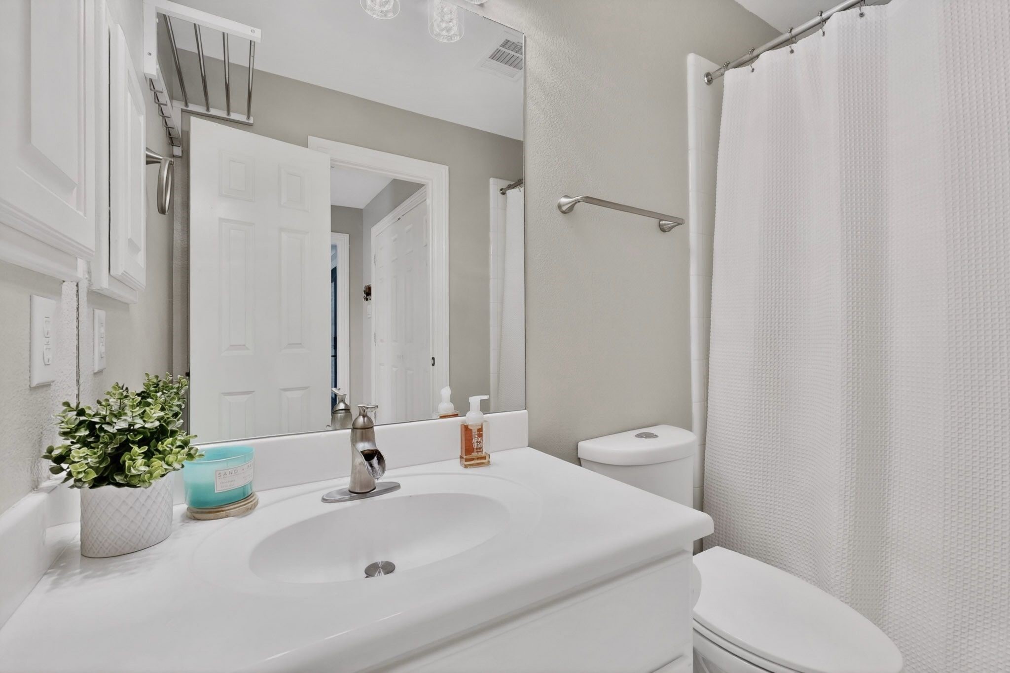 4231 Bowser Avenue Dallas TX 75219