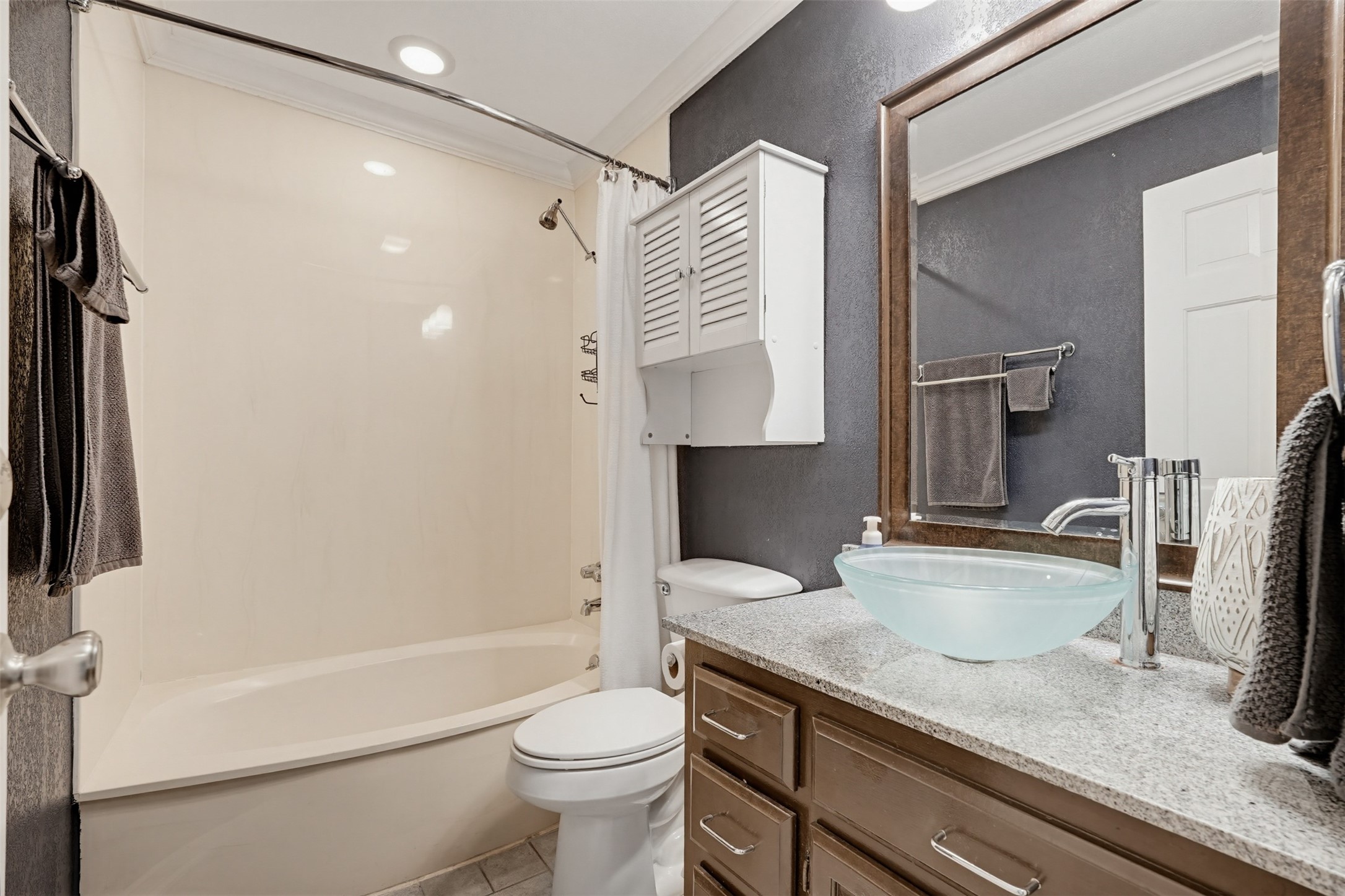 5084 Westgrove Drive Dallas TX 75248
