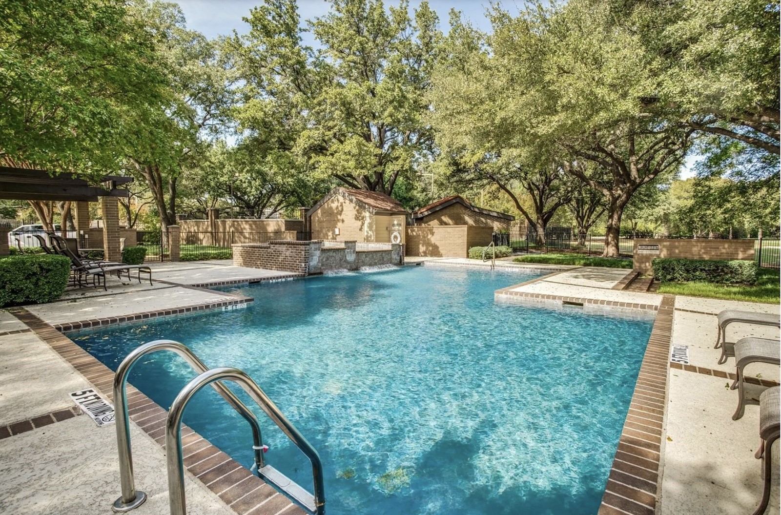 5084 Westgrove Drive Dallas TX 75248