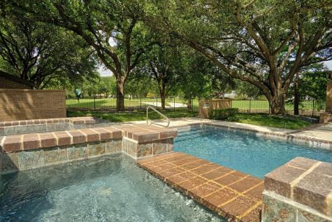 5084 Westgrove Drive Dallas TX 75248