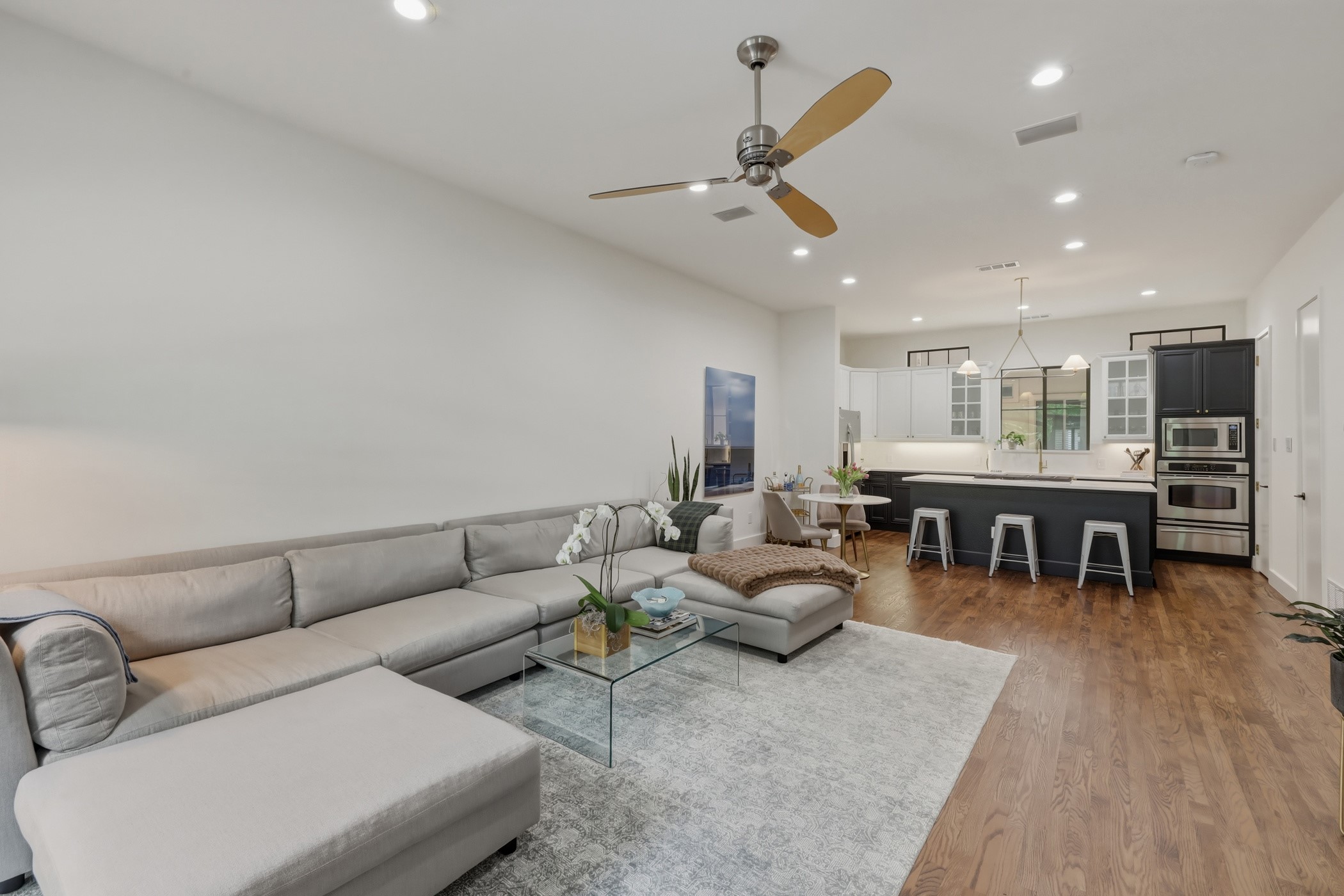 2323 Clark Street Dallas TX 75204
