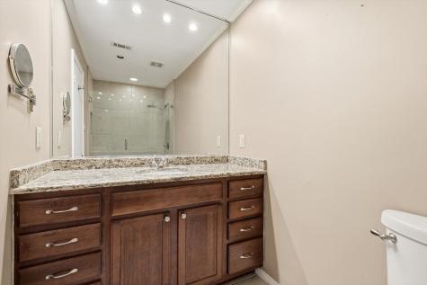 2727 Shelby Avenue Dallas TX 75219