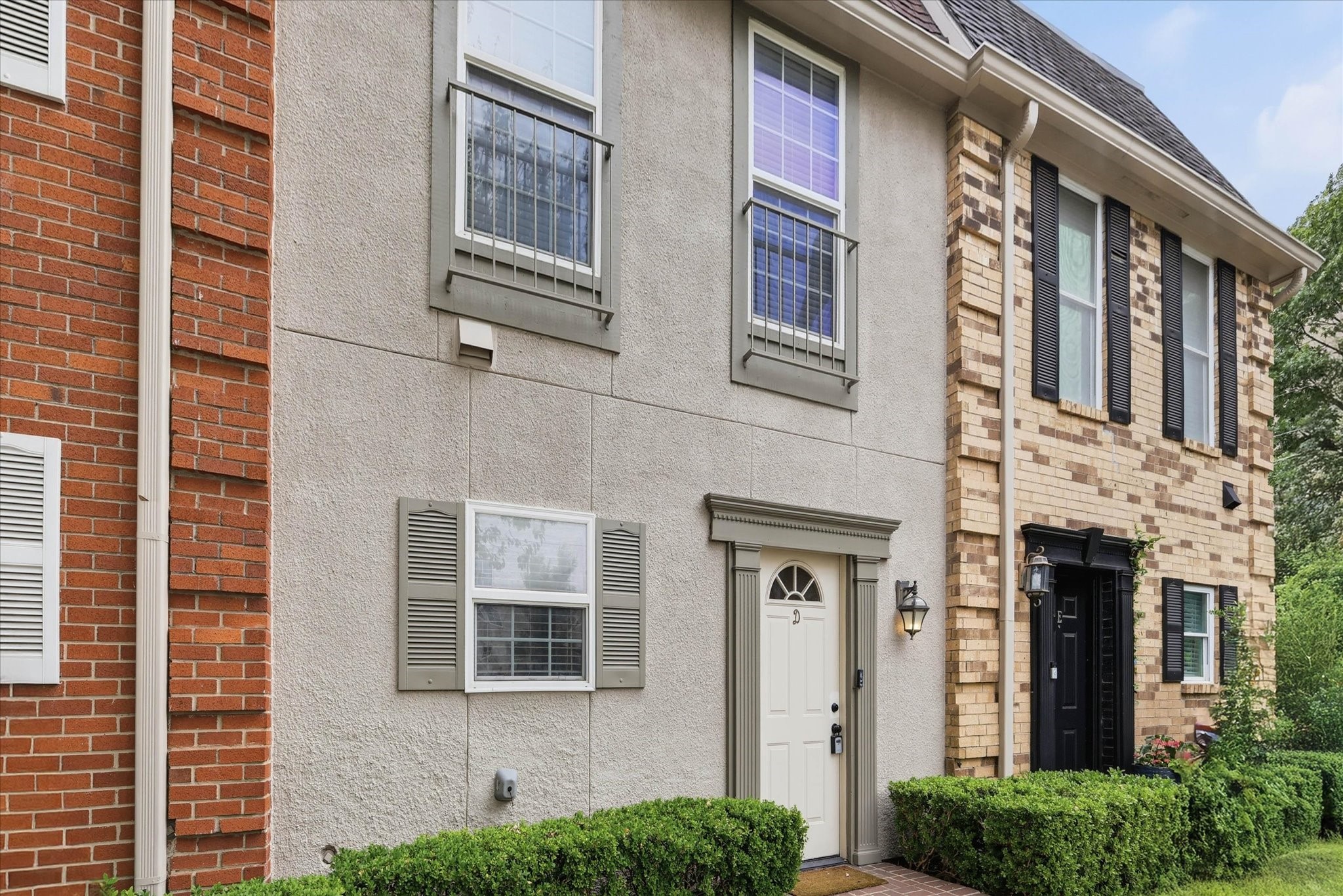 2727 Shelby Avenue Dallas TX 75219