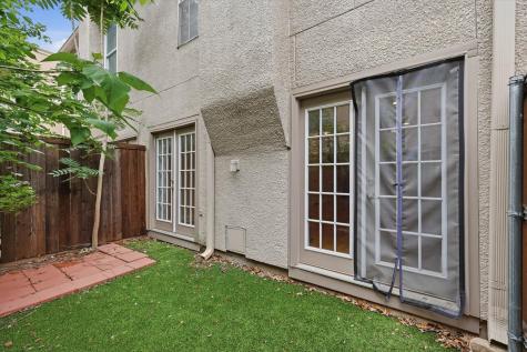 2727 Shelby Avenue Dallas TX 75219