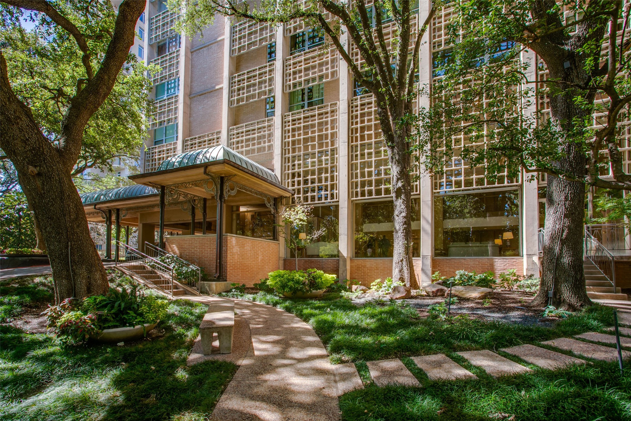 3525 Turtle Creek Boulevard Dallas TX 75219