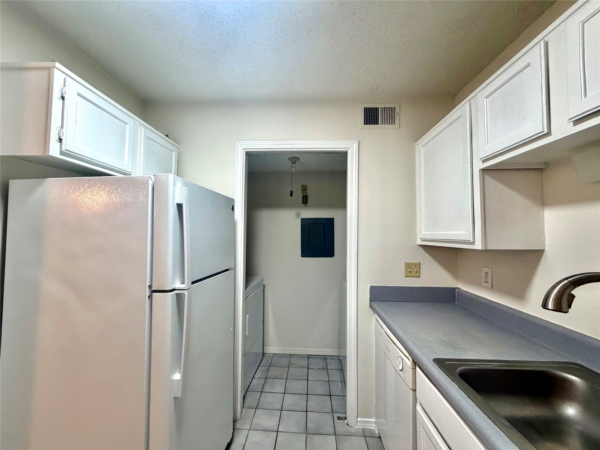 18333 Roehampton Drive Dallas TX 75252