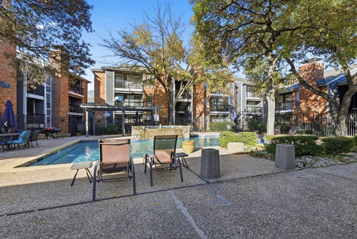 18333 Roehampton Drive Dallas TX 75252