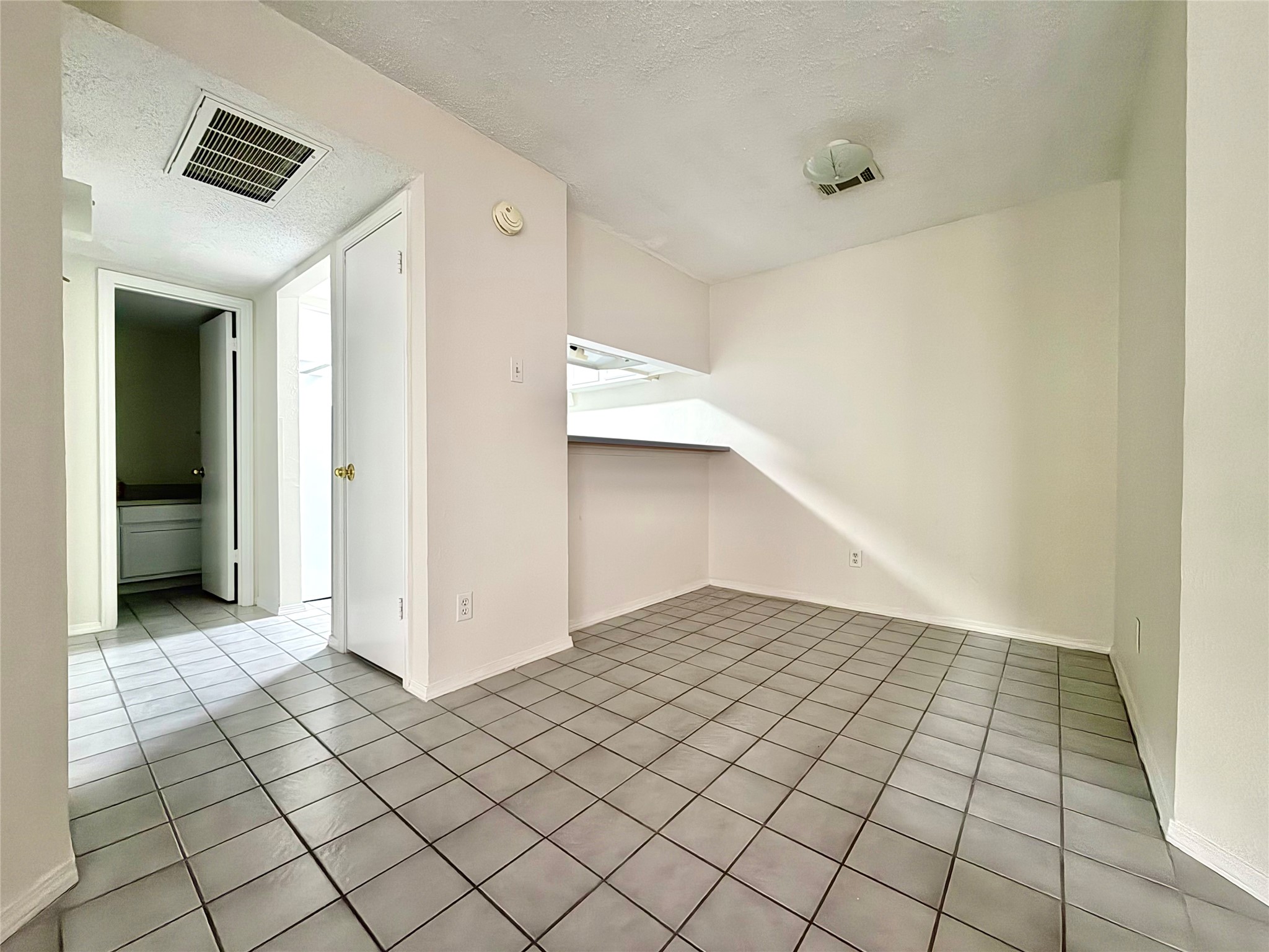 18333 Roehampton Drive Dallas TX 75252