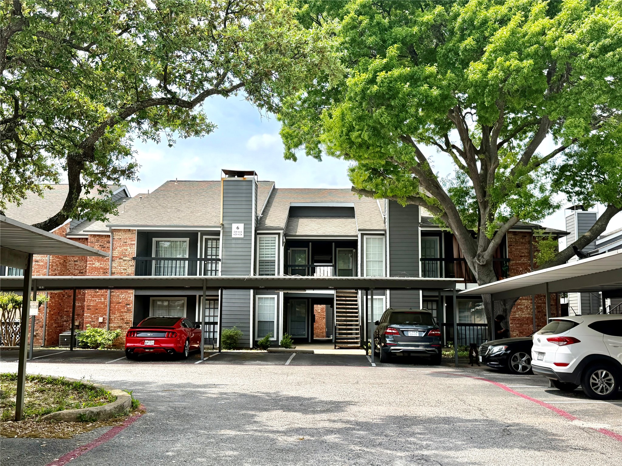 18333 Roehampton Drive Dallas TX 75252