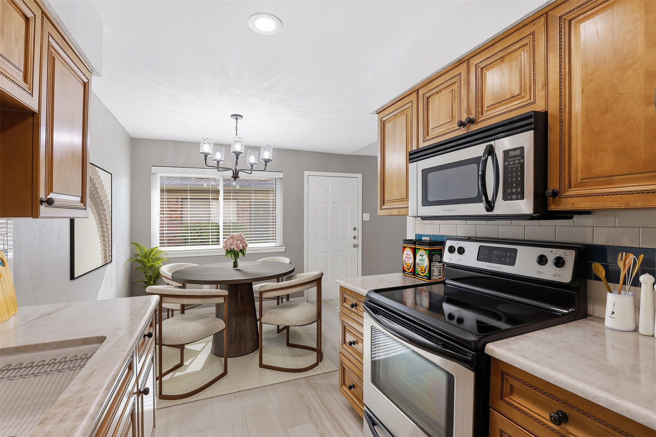 5743 Cedar Creek Drive Benbrook TX 76109