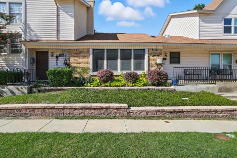 2029 Clubview Drive Carrollton TX 75006