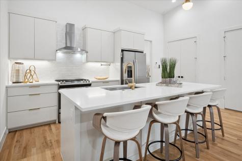 2130 Lovedale Avenue Dallas TX 75235