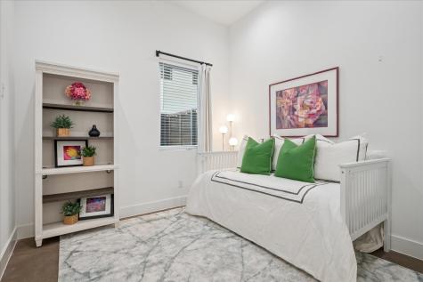 2130 Lovedale Avenue Dallas TX 75235
