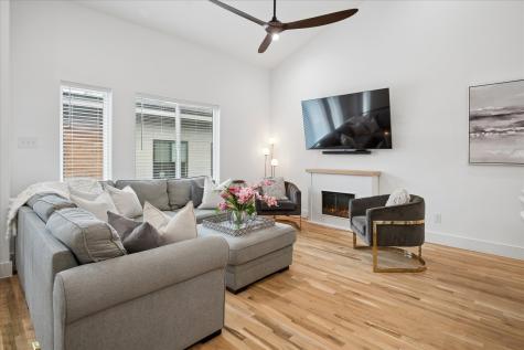 2130 Lovedale Avenue Dallas TX 75235