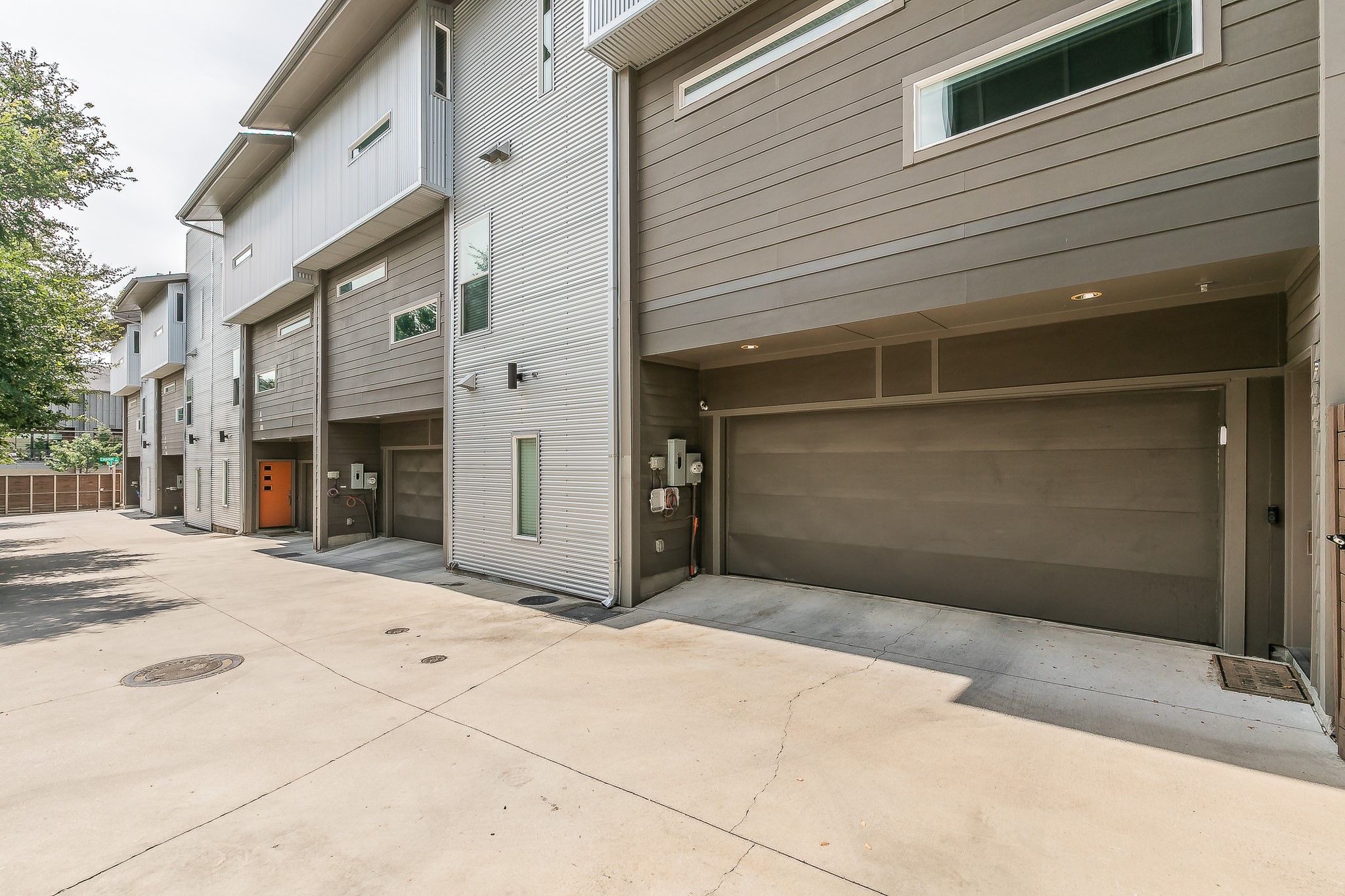 2441 Thatcher Drive Dallas TX 75206