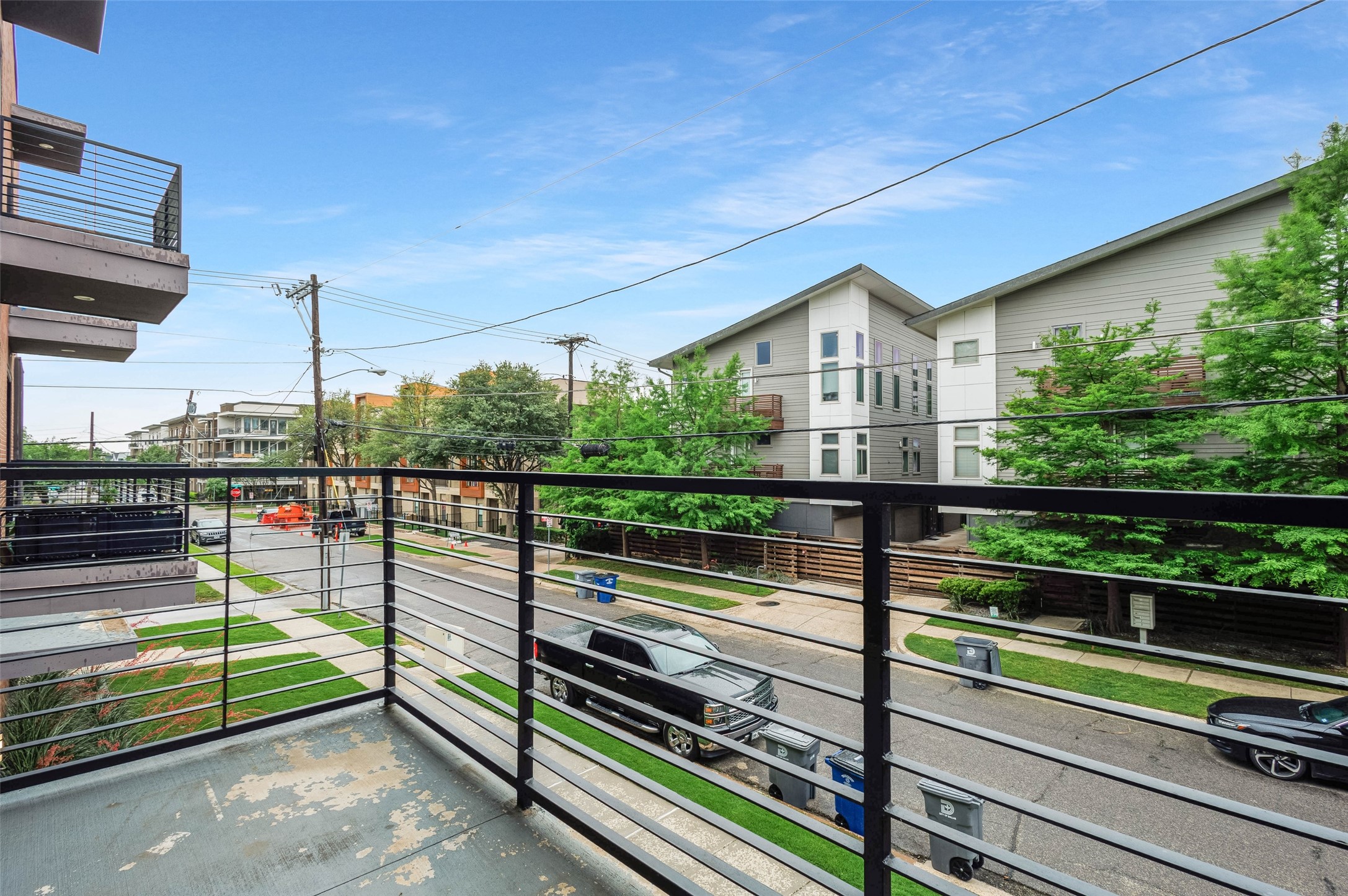 2450 N Garrett Avenue Dallas TX 75206