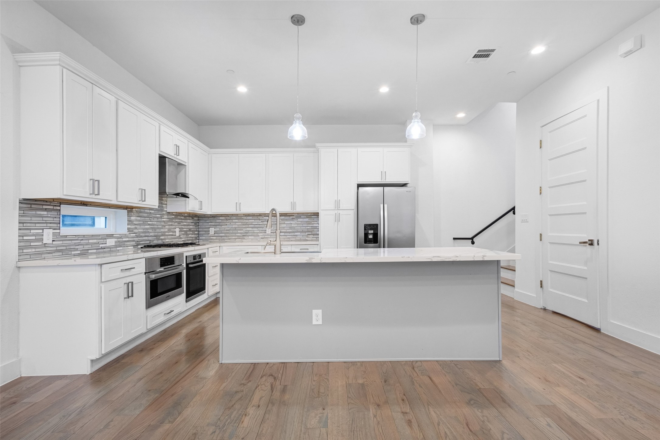 2450 N Garrett Avenue Dallas TX 75206