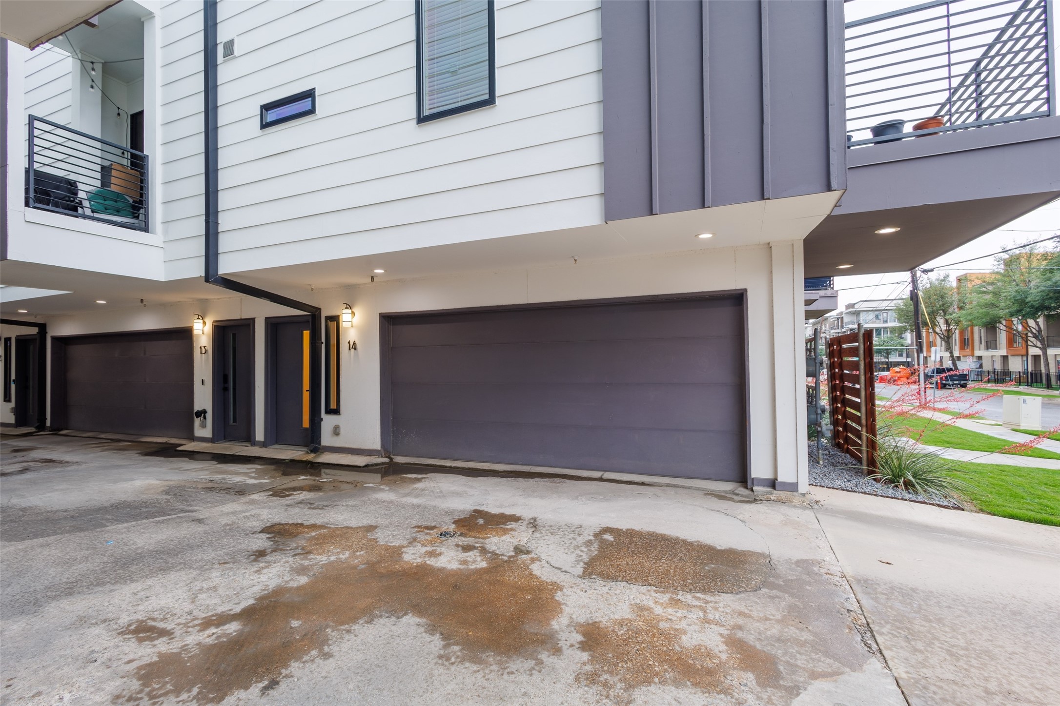2450 N Garrett Avenue Dallas TX 75206