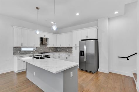 2450 N Garrett Avenue Dallas TX 75206