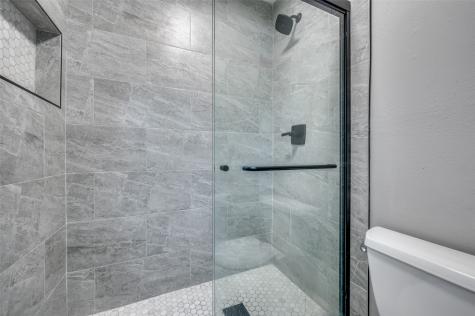 5981 Arapaho Road Dallas TX 75248
