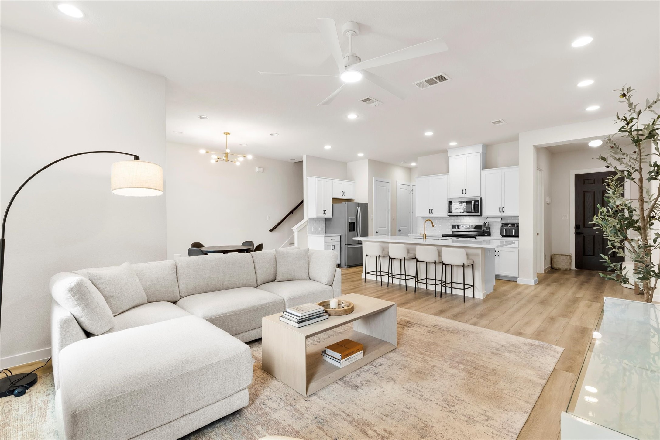 8305 Oxalis Lane Dallas TX 75252