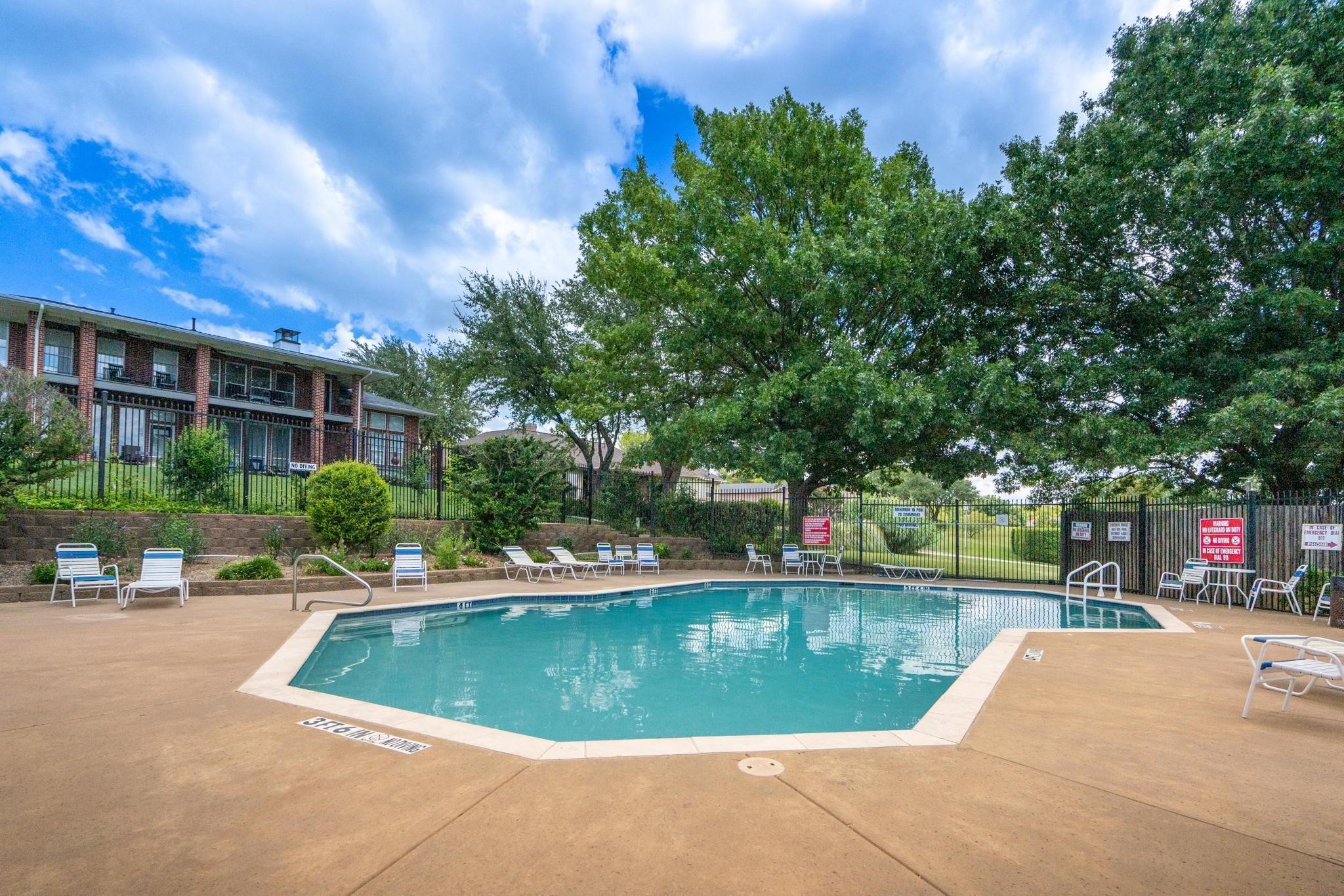 438 Yacht Club Drive Rockwall TX 75032