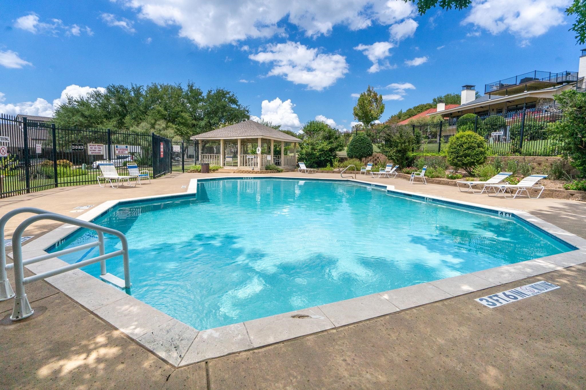 438 Yacht Club Drive Rockwall TX 75032