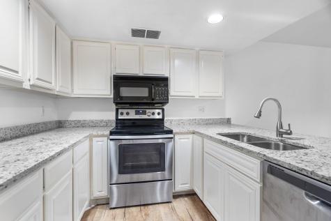 438 Yacht Club Drive Rockwall TX 75032