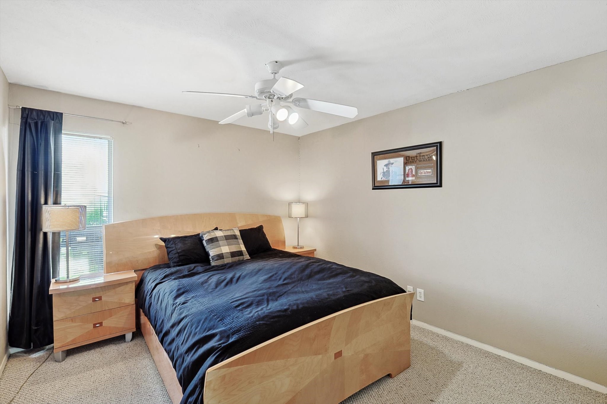 5916 Sandhurst Lane Dallas TX 75206