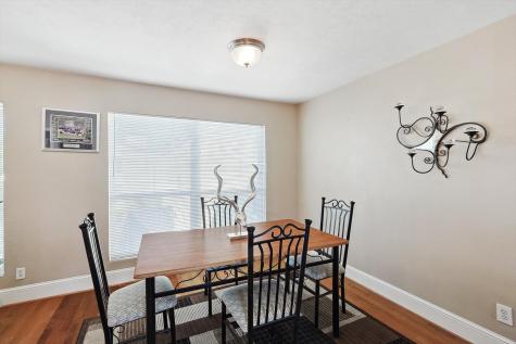 5916 Sandhurst Lane Dallas TX 75206