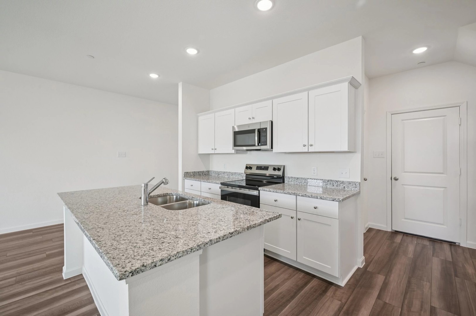 206 Pourtales Lane Cedar Hill TX 75104