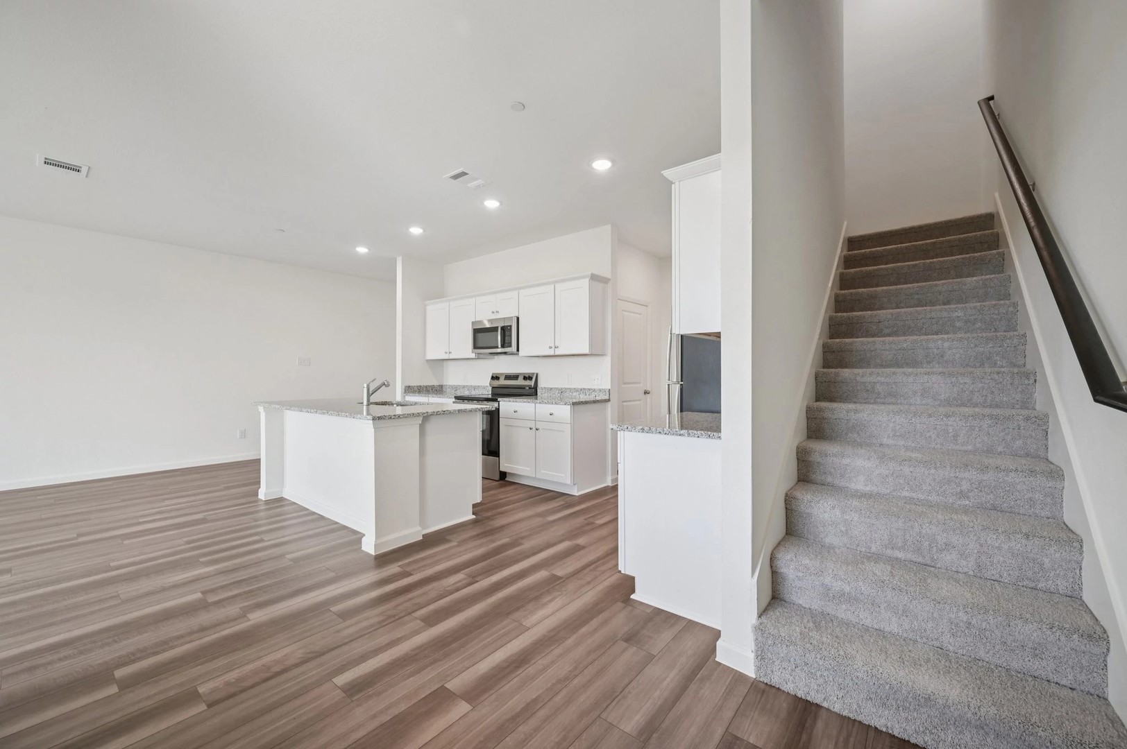 206 Pourtales Lane Cedar Hill TX 75104