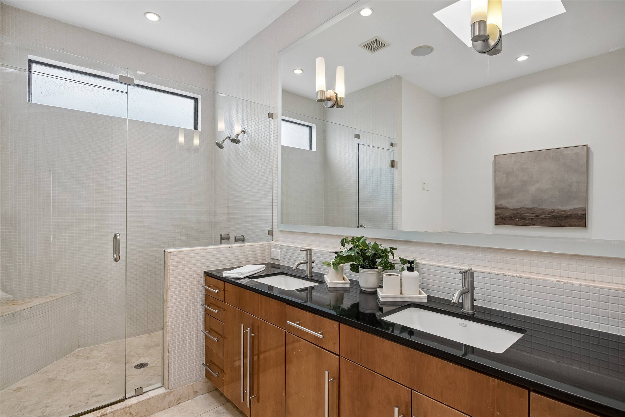 433 Trinity River Circle Dallas TX 75203