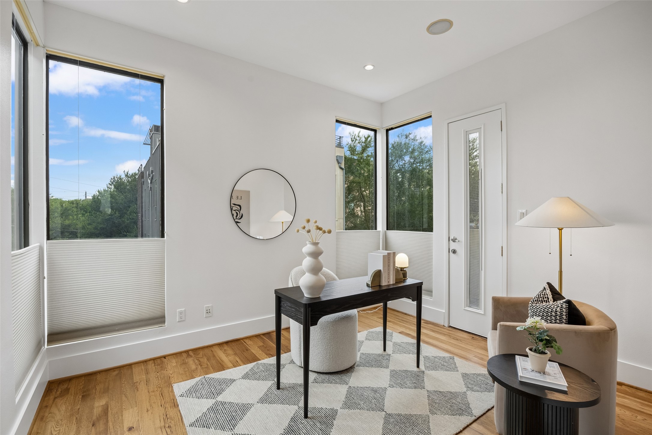433 Trinity River Circle Dallas TX 75203