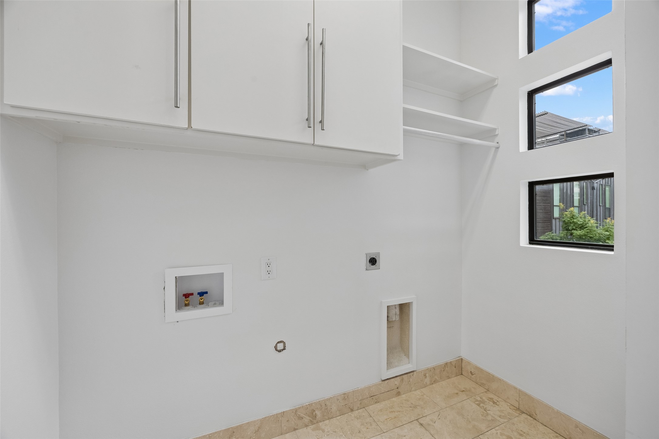 433 Trinity River Circle Dallas TX 75203