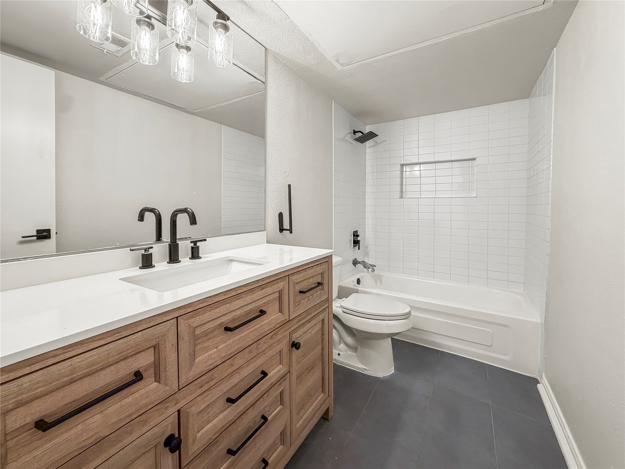 5840 Spring Valley Road Dallas TX 75254
