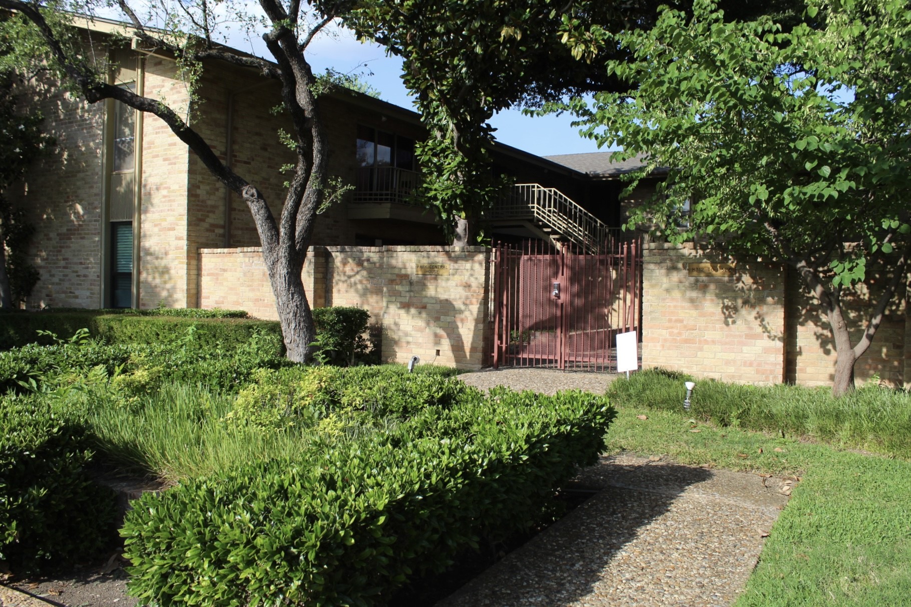 11312 Park Central Place Dallas TX 75230
