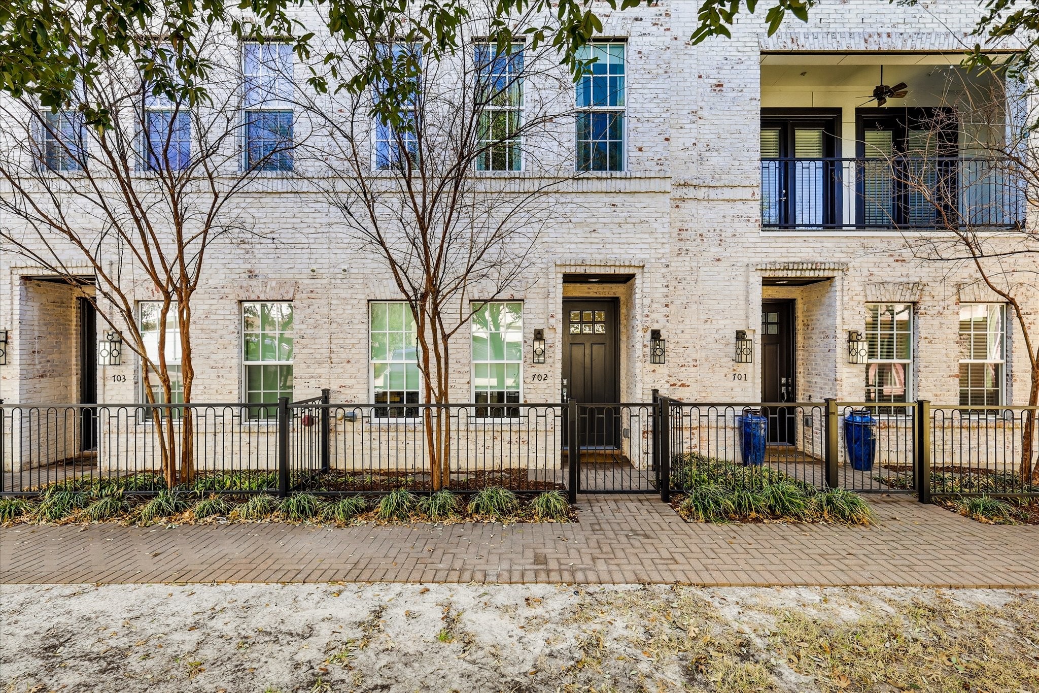 7333 Valley View Lane Dallas TX 75240