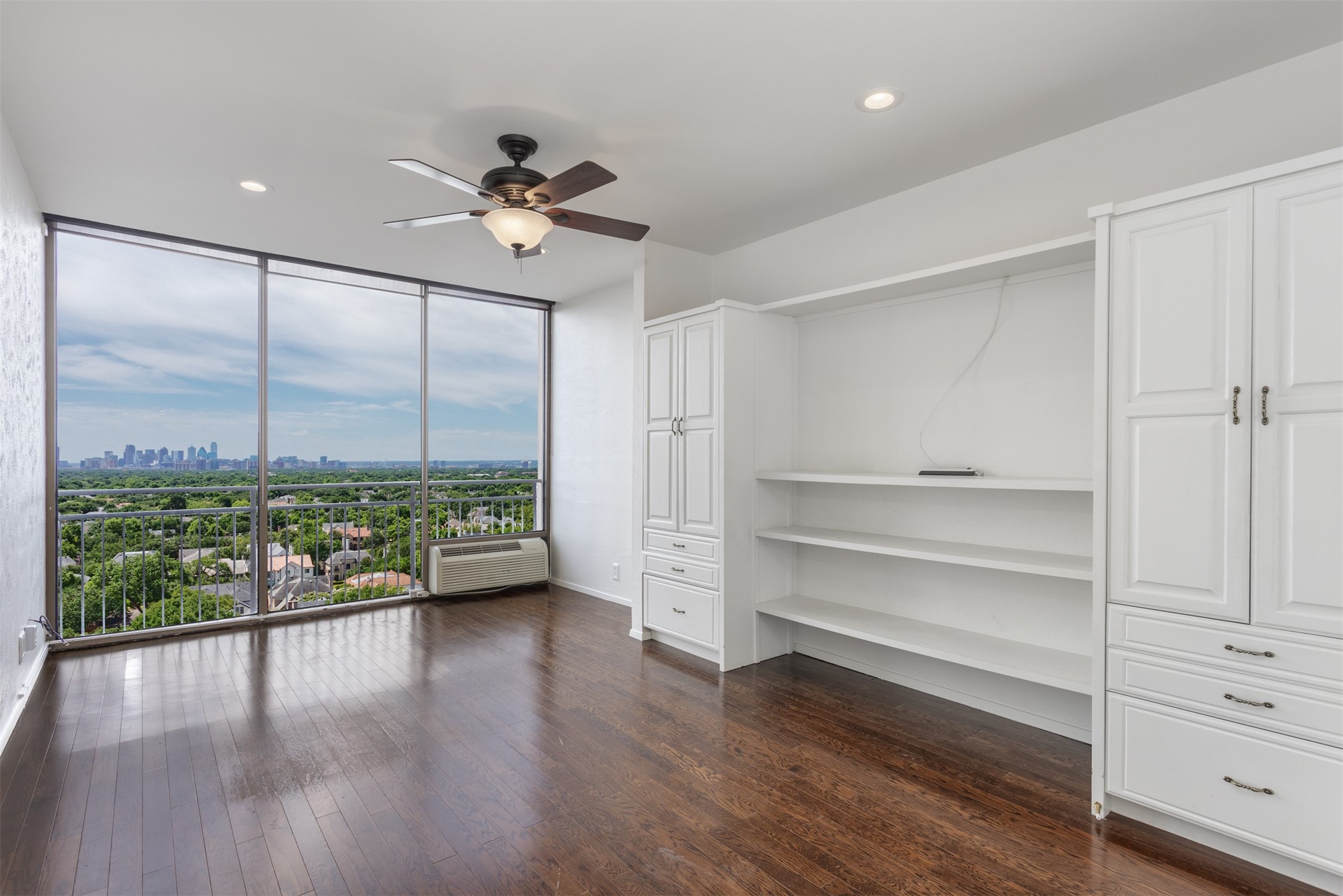 6335 W Northwest Highway Dallas TX 75225