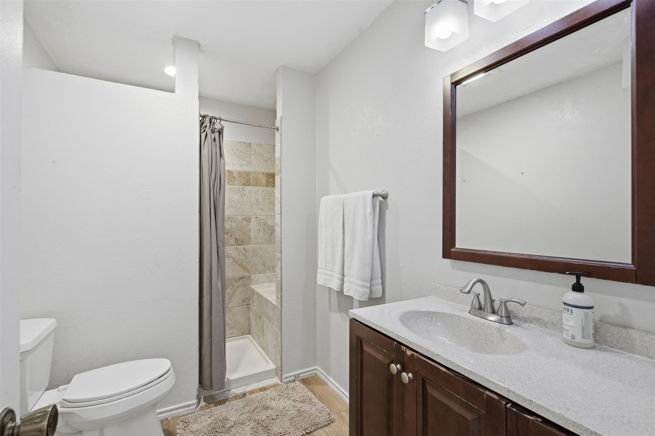 5852 Marina Drive Garland TX 75043
