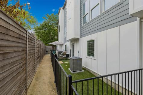 5647 Live Oak Street Dallas TX 75206