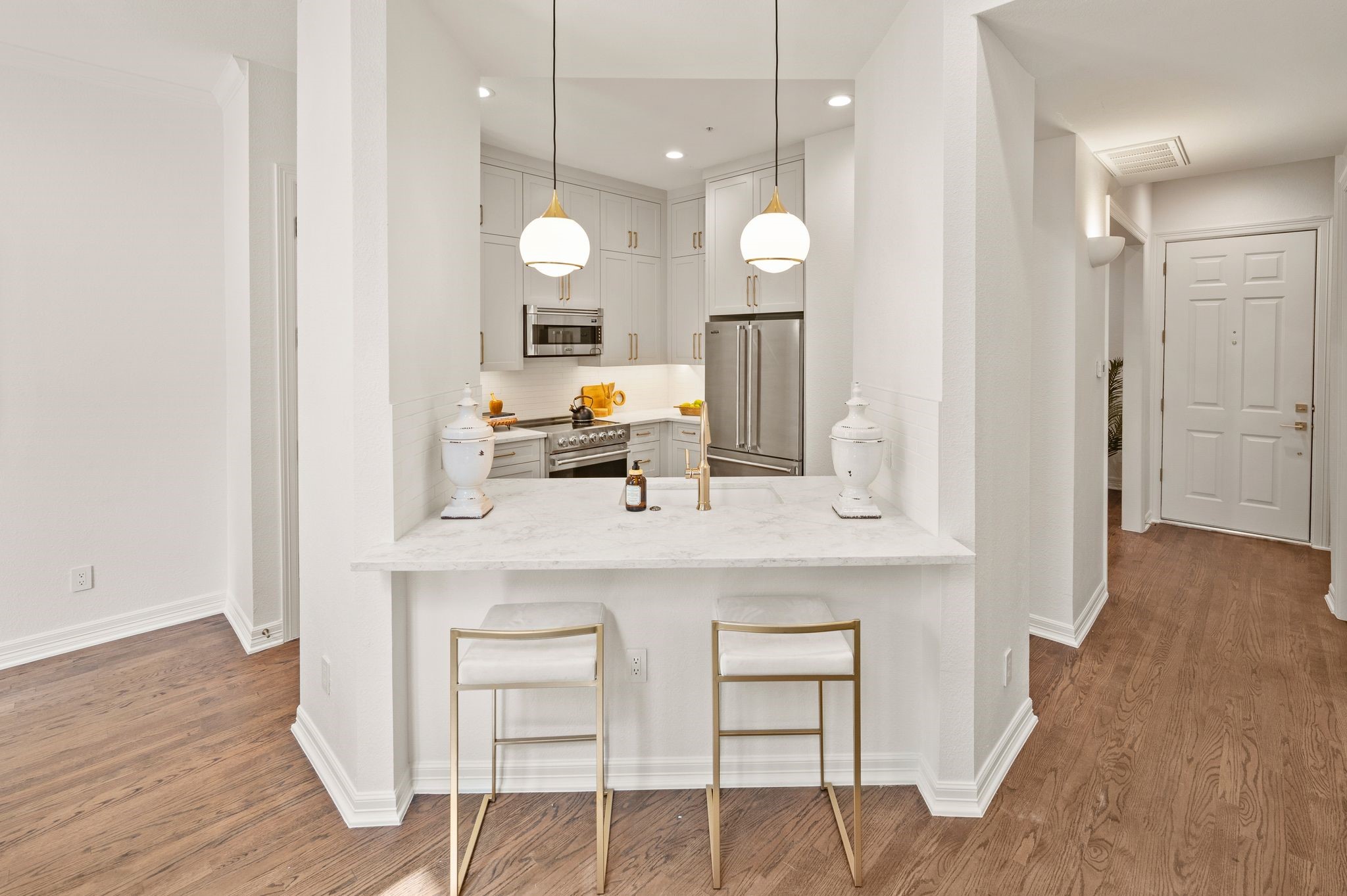 3702 Holland Avenue Dallas TX 75219