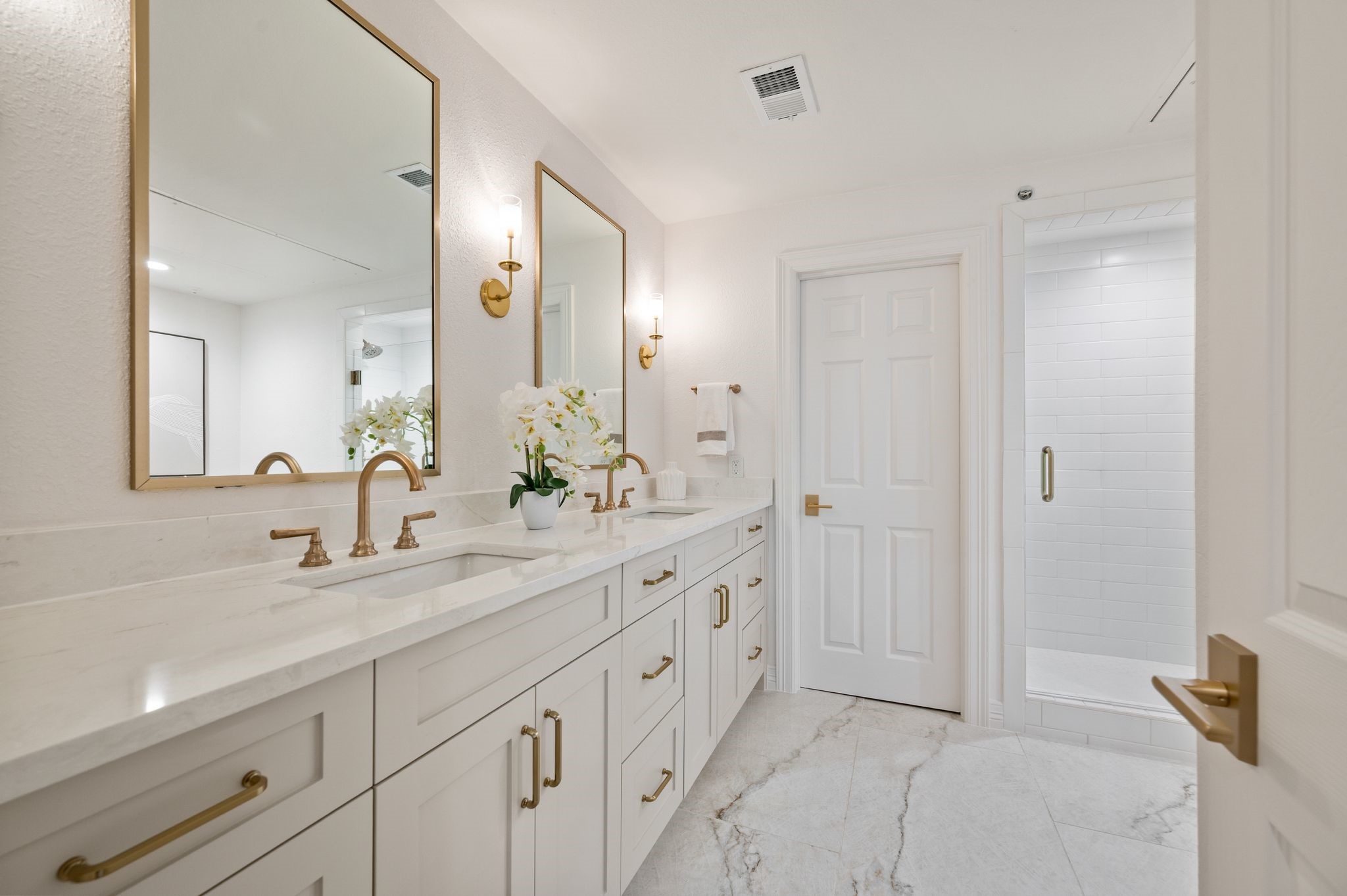 3702 Holland Avenue Dallas TX 75219