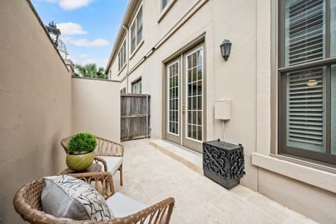 3702 Holland Avenue Dallas TX 75219