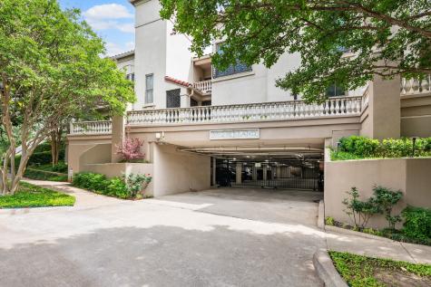 3702 Holland Avenue Dallas TX 75219