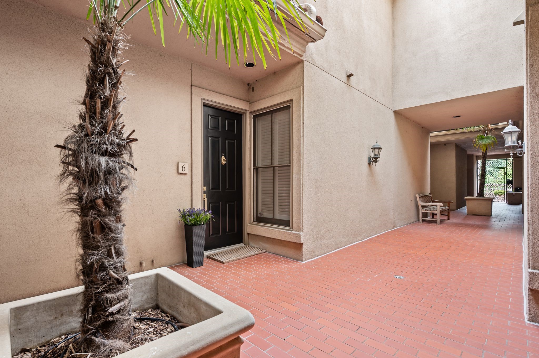 3702 Holland Avenue Dallas TX 75219