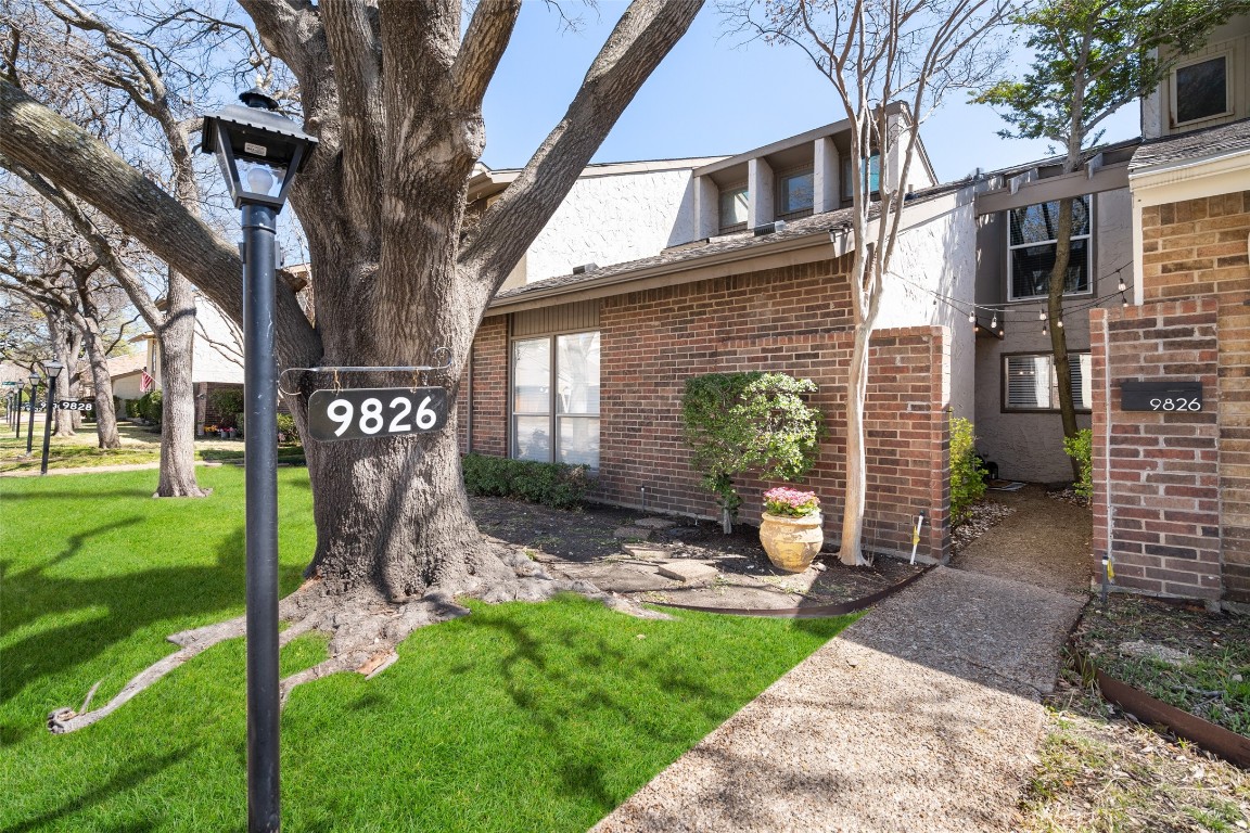 9826 Bent Branch Lane Dallas TX 75243